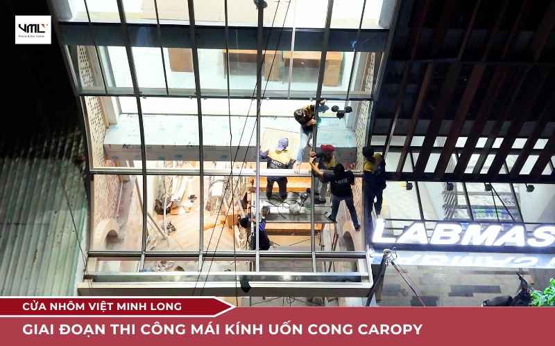 thi công vách kính mặt dựng tòa nhà văn phòng
