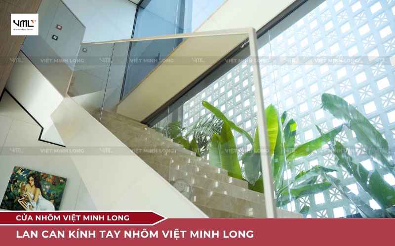 Villa 2 tầng sân vườn hiện đại